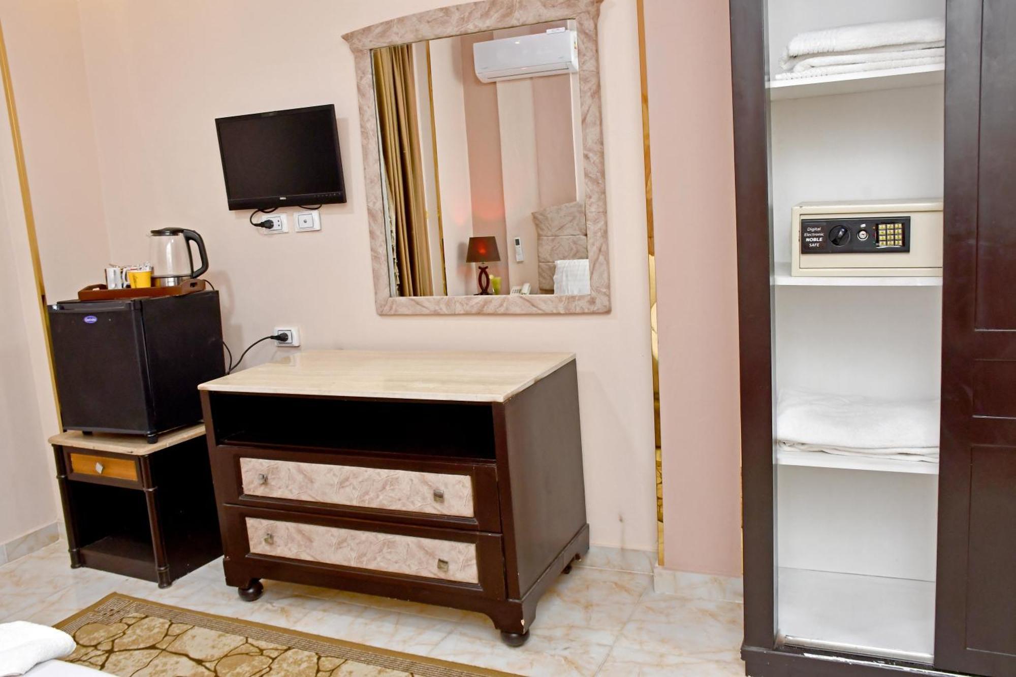 Nun Pyramids Hotel Kafret el-Gabal 客房 照片